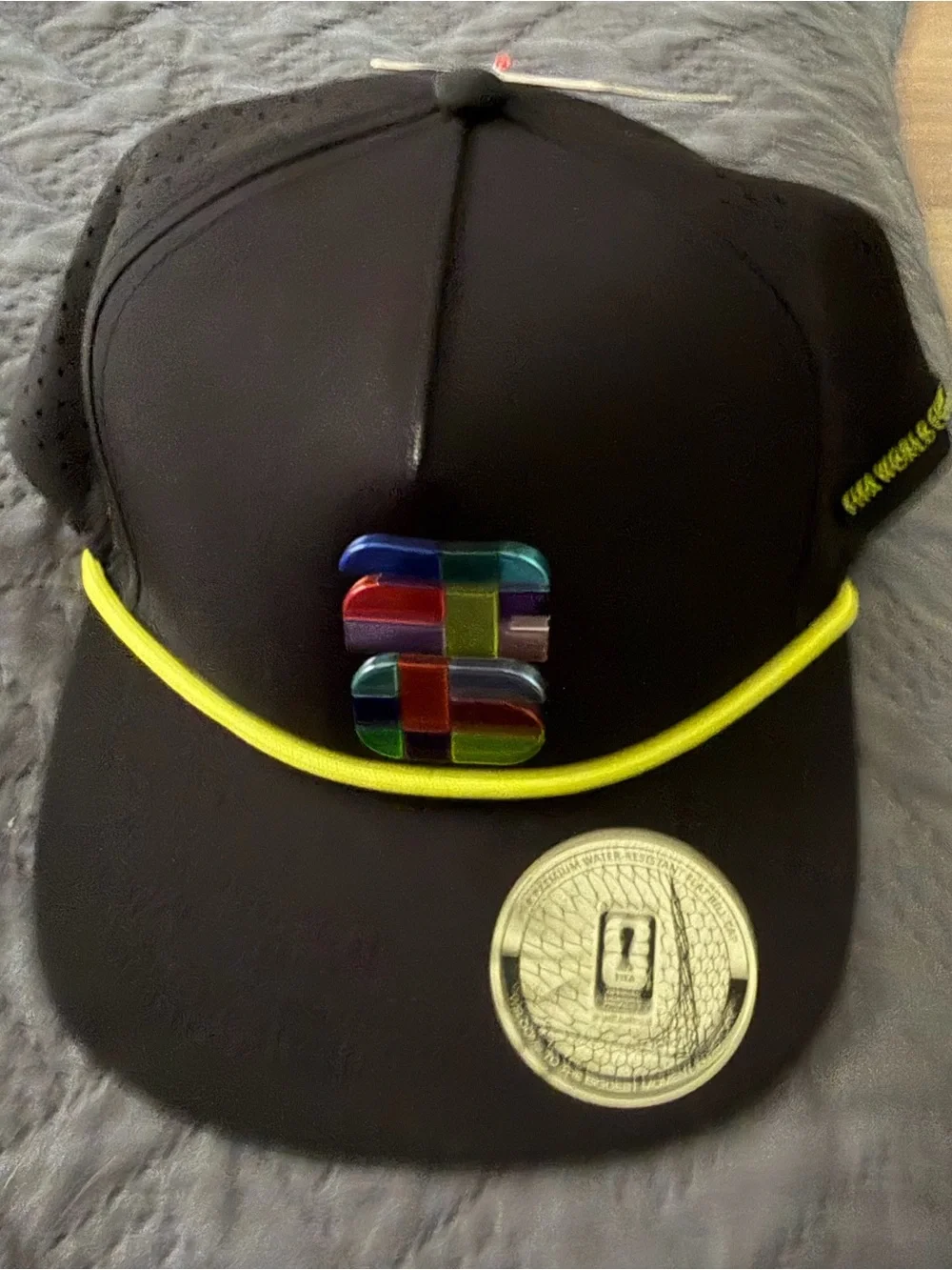 Brand new”FIFA”cap.One size,color-black/noir/negro.🖤